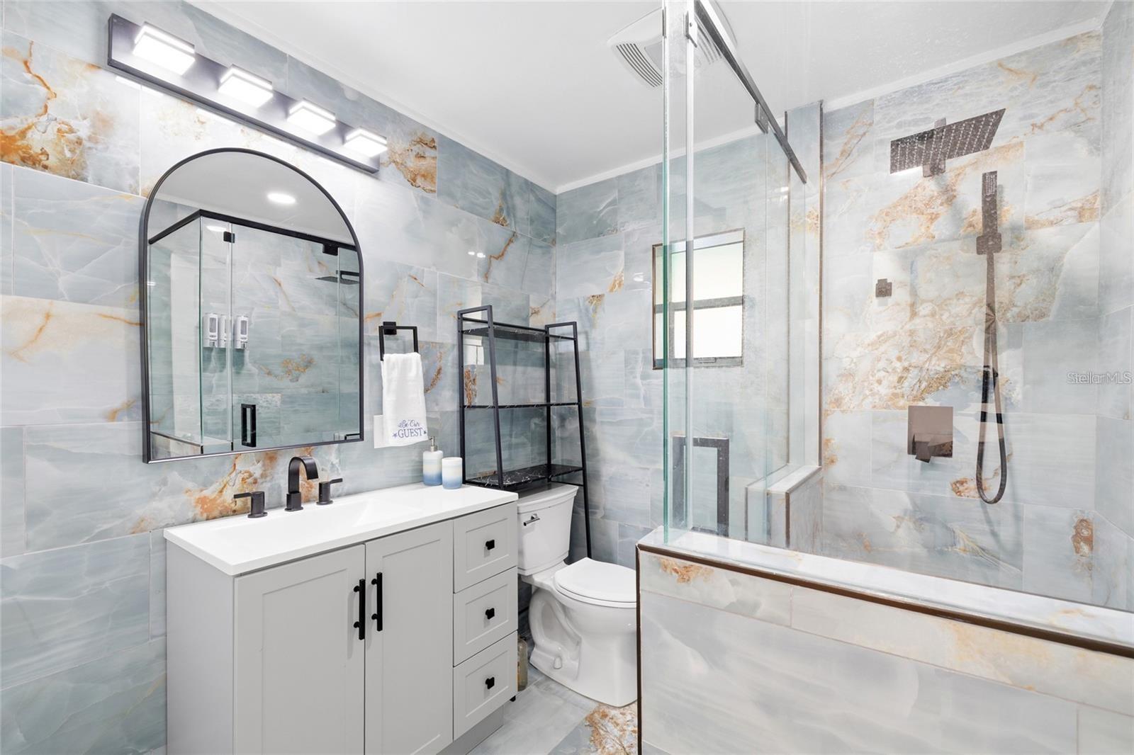 Image 13 of 70 For 8825 Oak Street