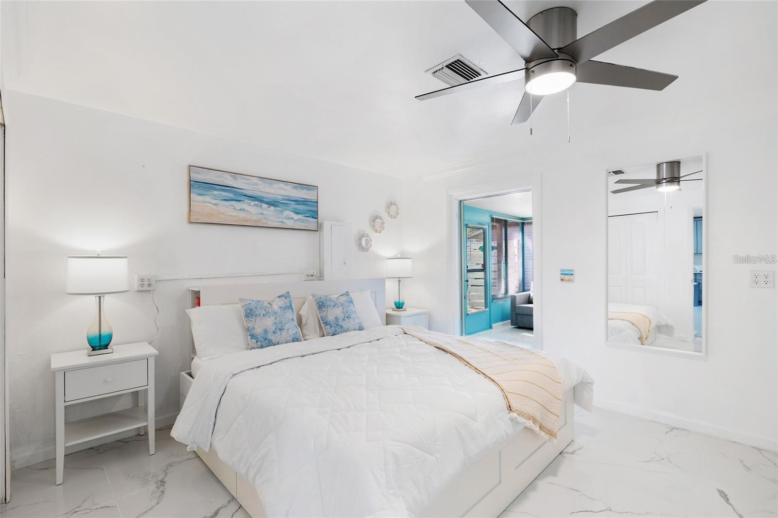 Image 19 of 70 For 8825 Oak Street