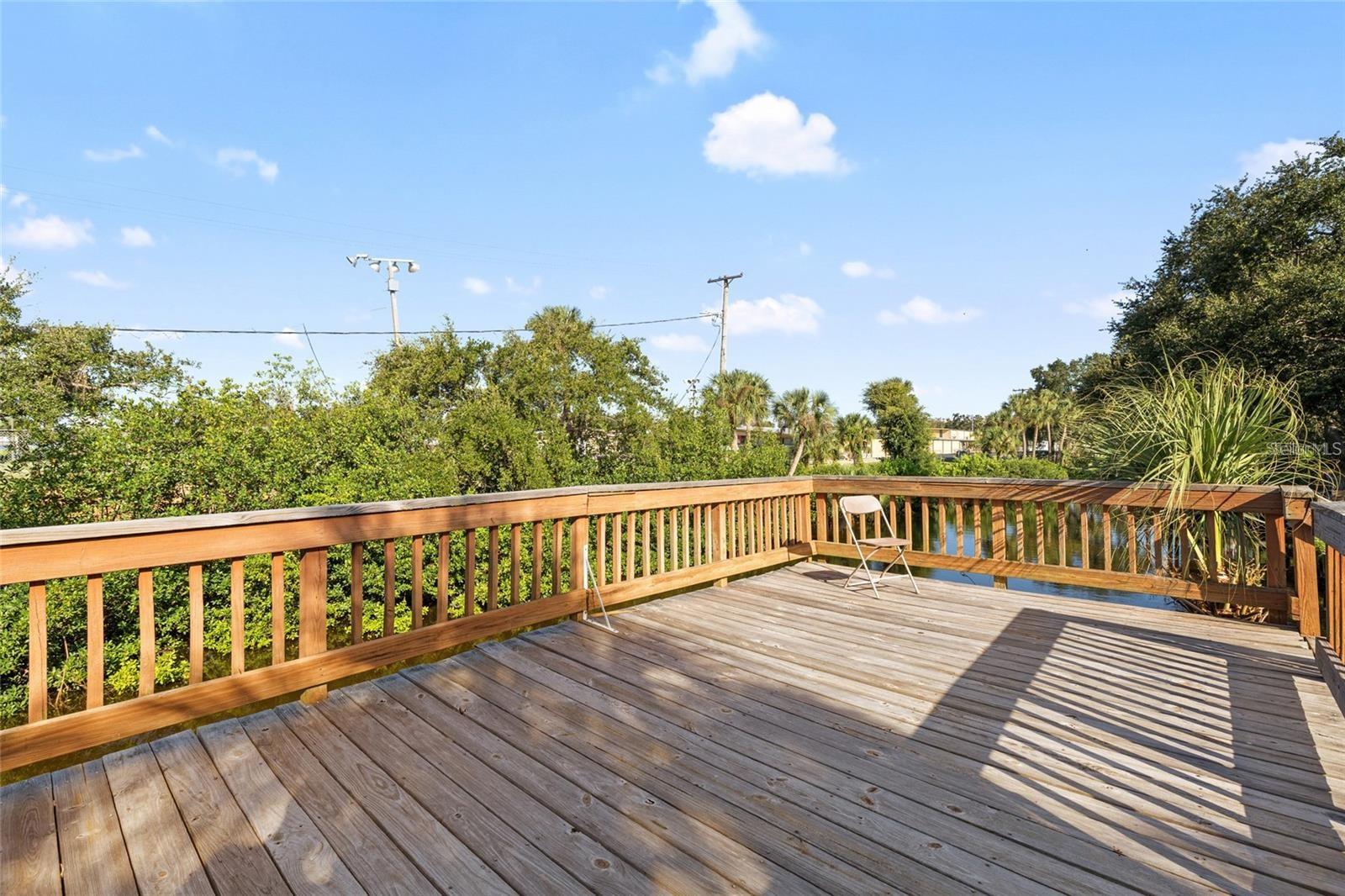 Image 33 of 70 For 8825 Oak Street