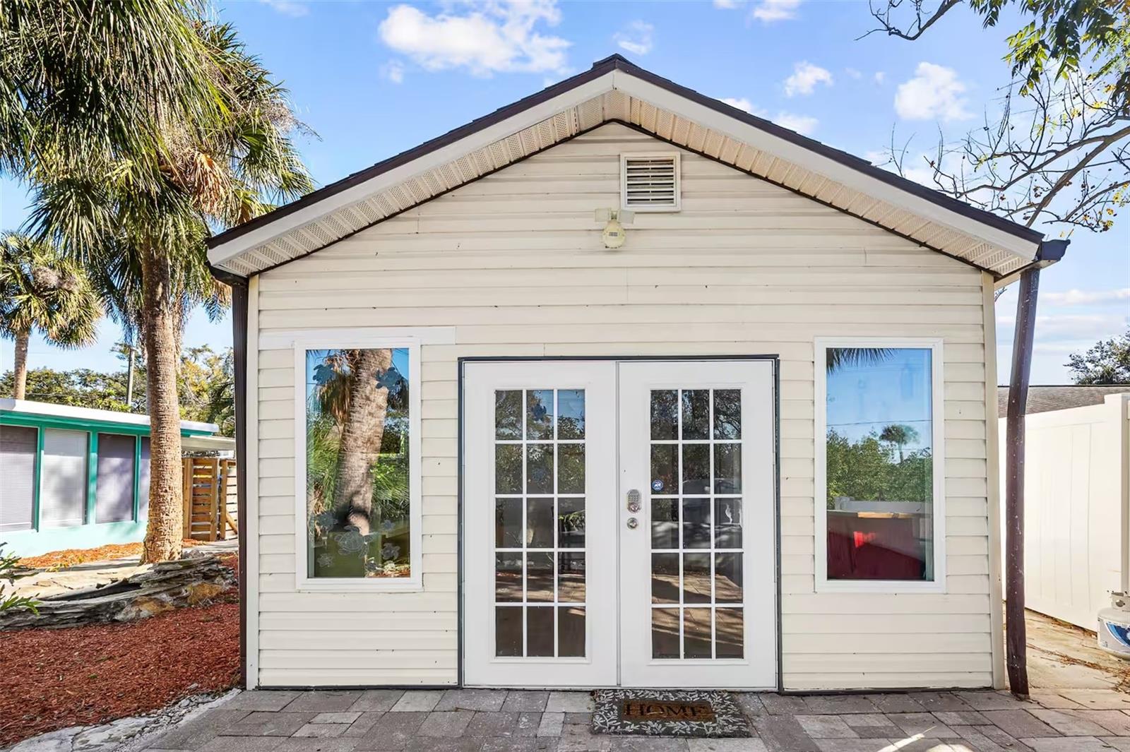 Image 41 of 70 For 8825 Oak Street