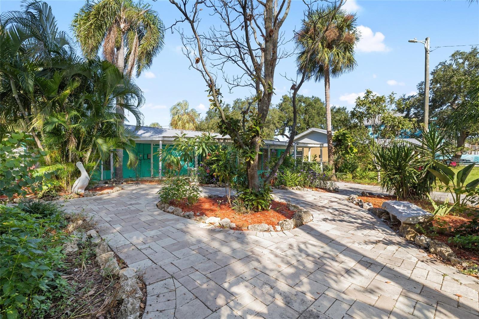 Image 60 of 70 For 8825 Oak Street