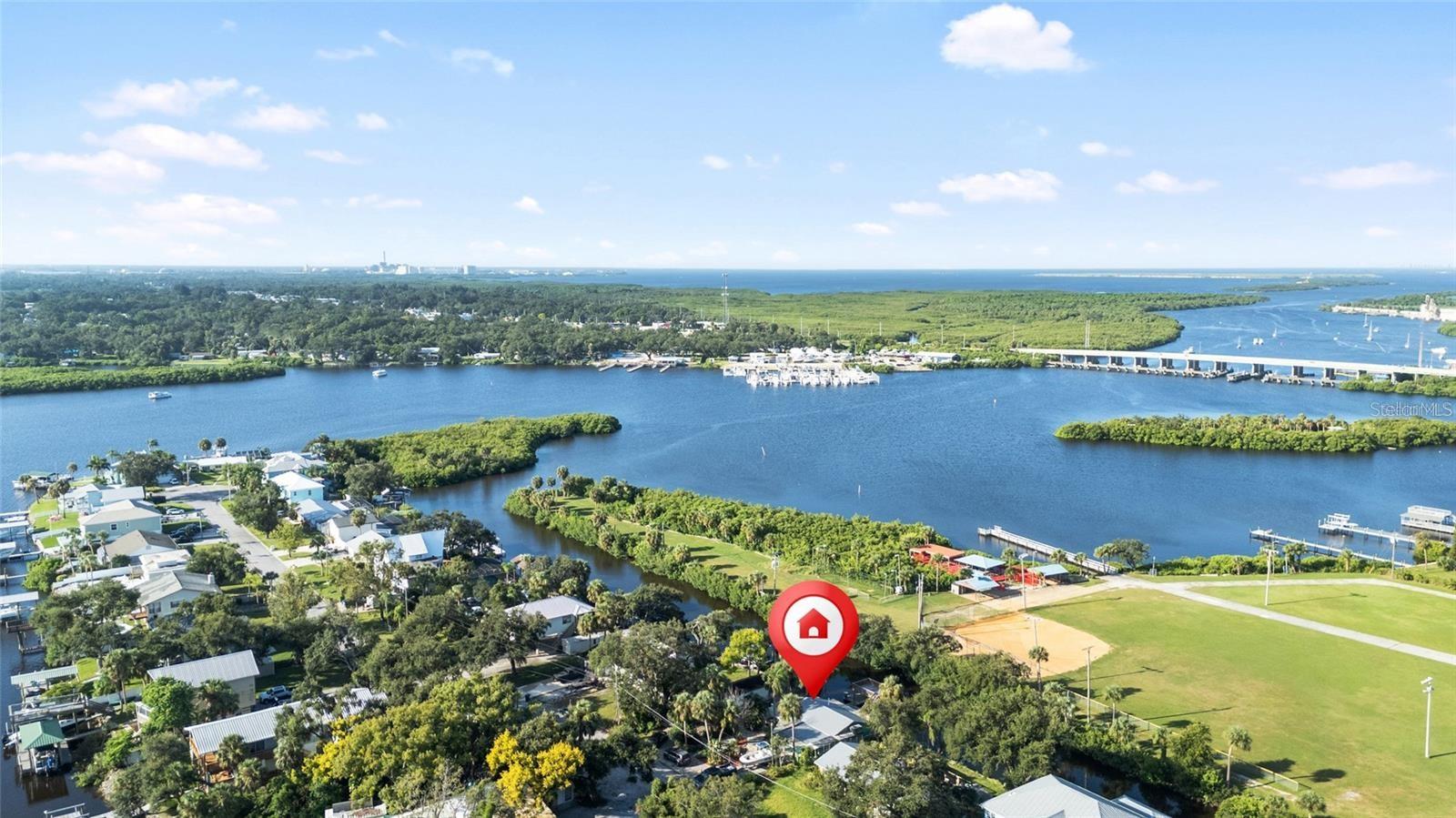 Image 62 of 70 For 8825 Oak Street