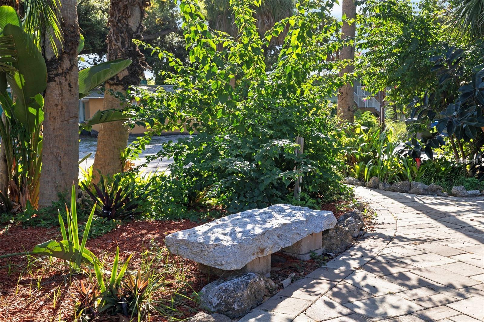 Image 63 of 70 For 8825 Oak Street