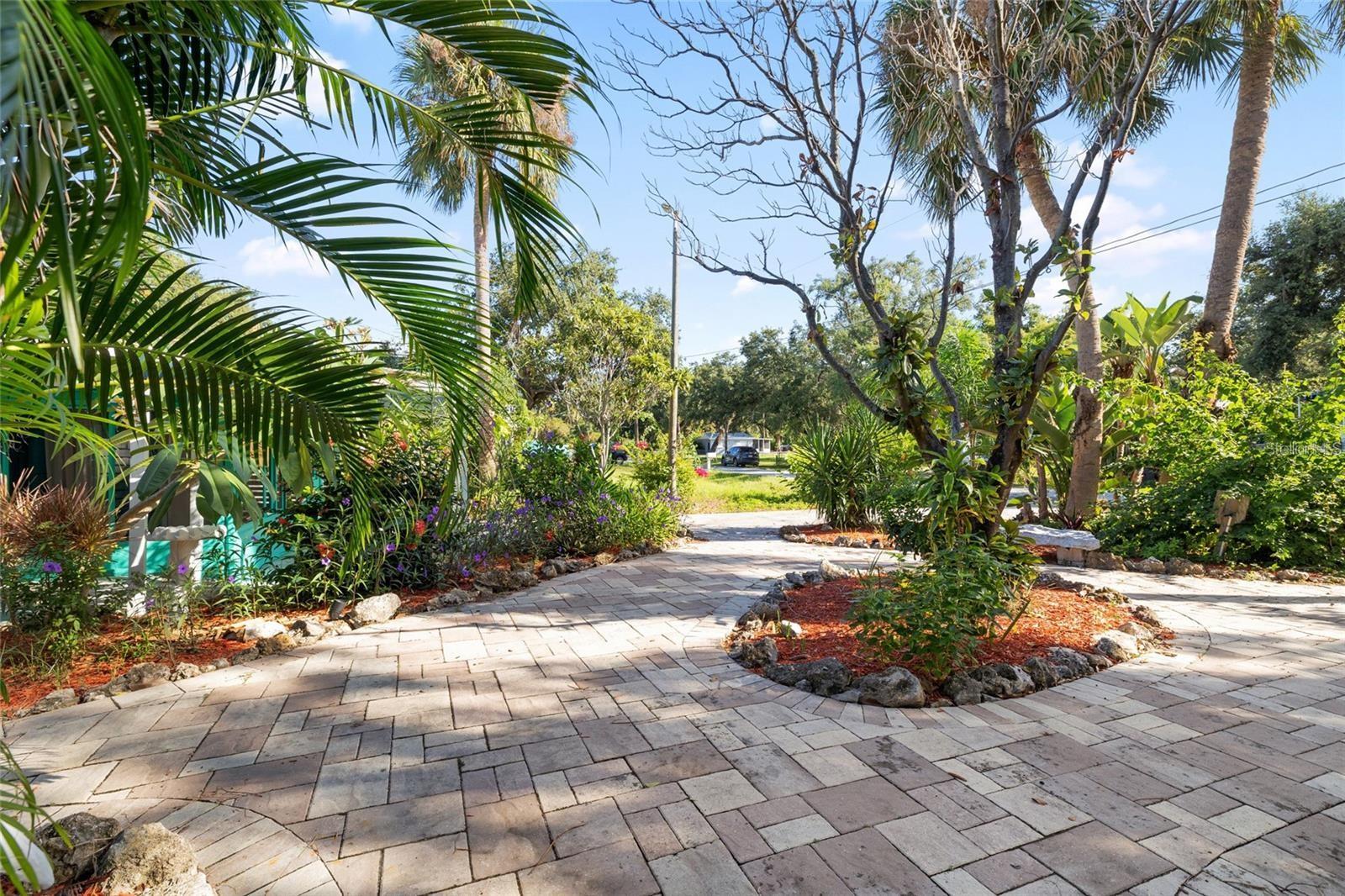 Image 67 of 70 For 8825 Oak Street