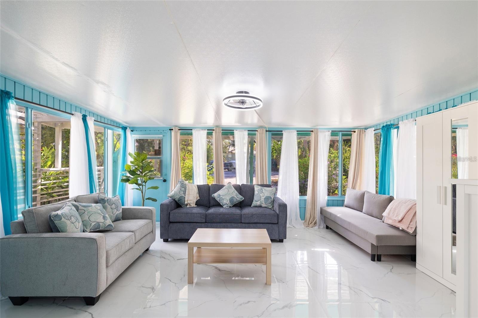 Image 8 of 70 For 8825 Oak Street