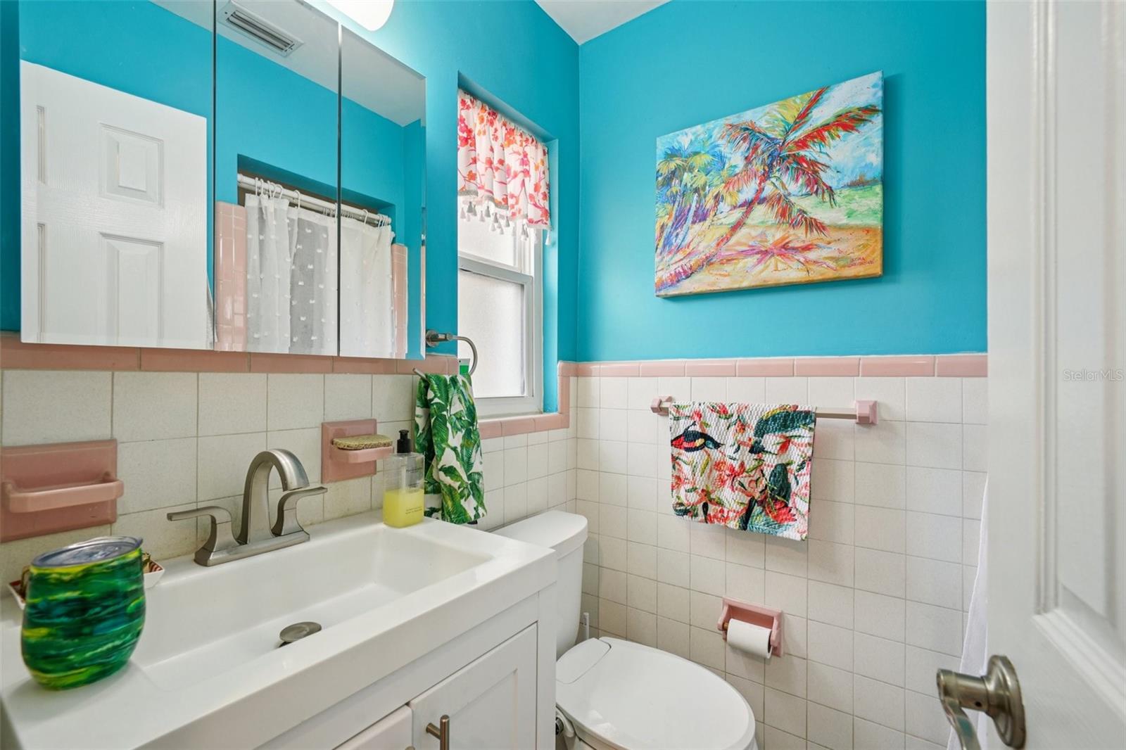 Image 16 of 36 For 6417 24th Avenue N