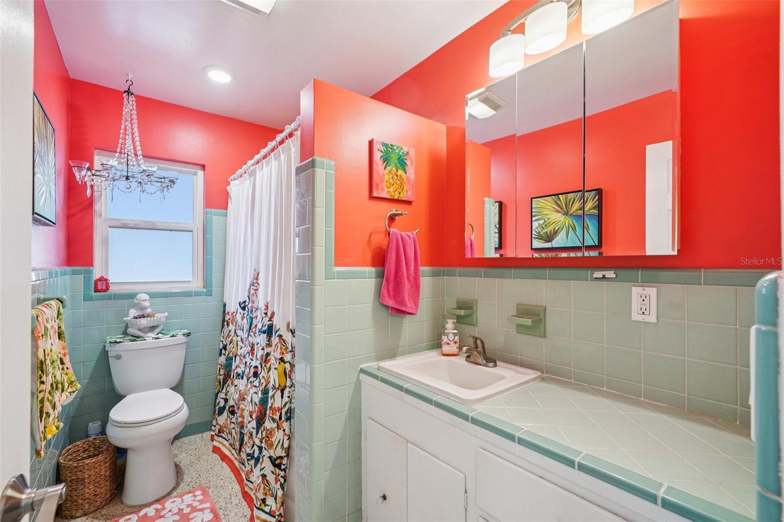 Image 19 of 36 For 6417 24th Avenue N