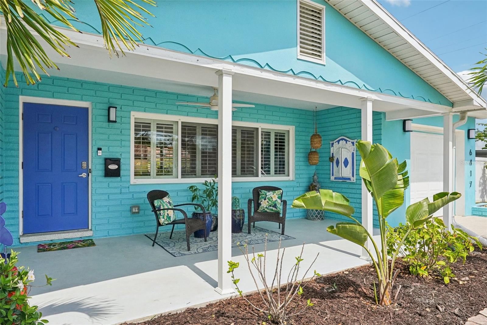 Image 3 of 36 For 6417 24th Avenue N