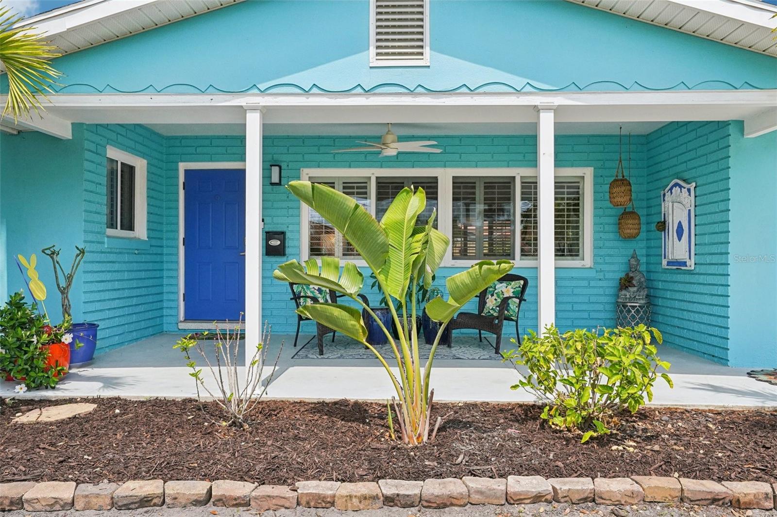 Image 4 of 36 For 6417 24th Avenue N