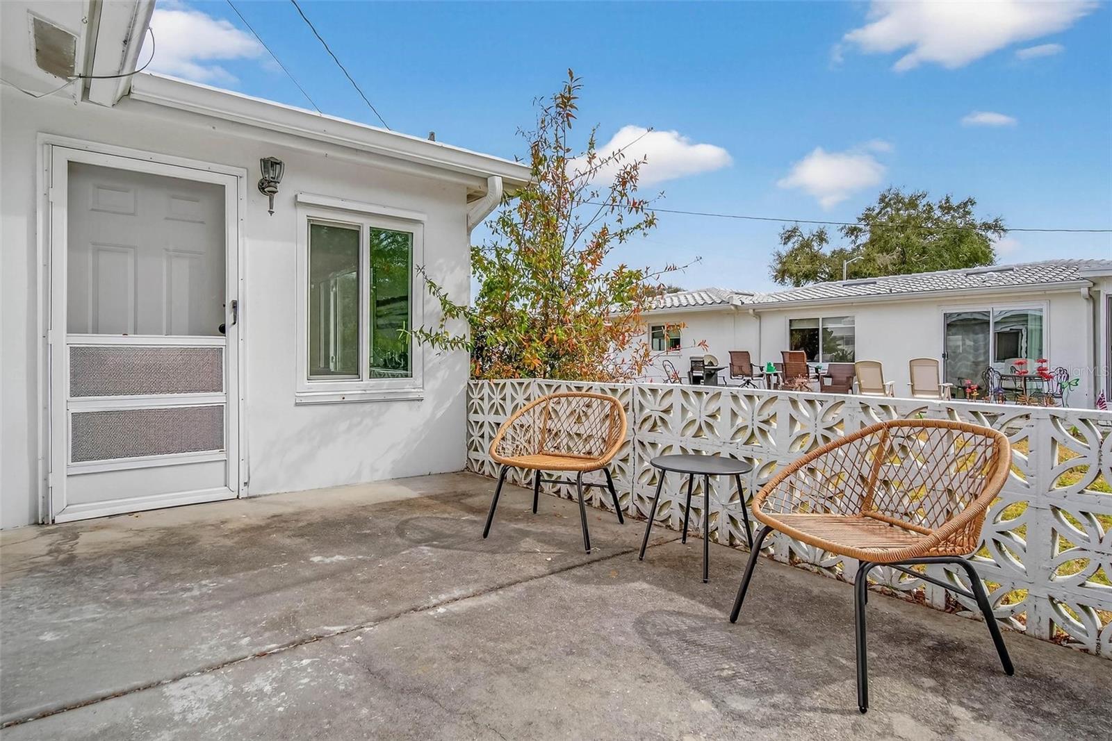 Image 21 of 32 For 14198 89th Avenue