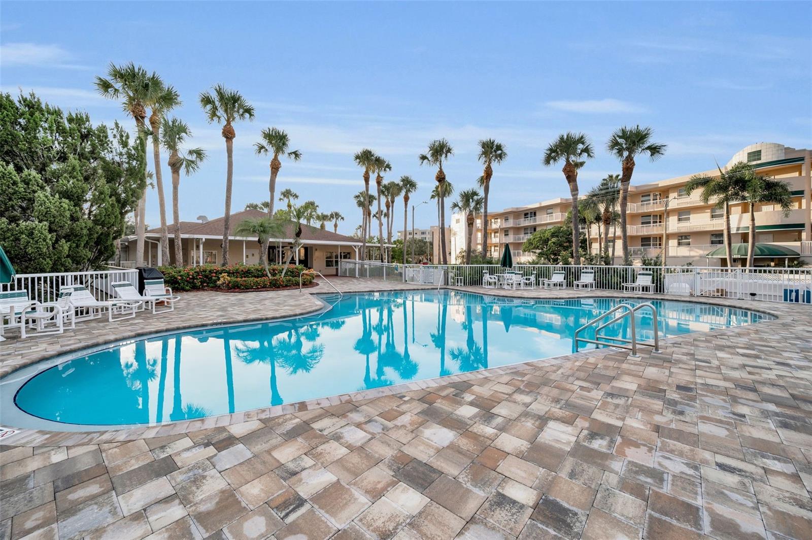 Image 49 of 55 For 9860 62nd Terrace N 1025