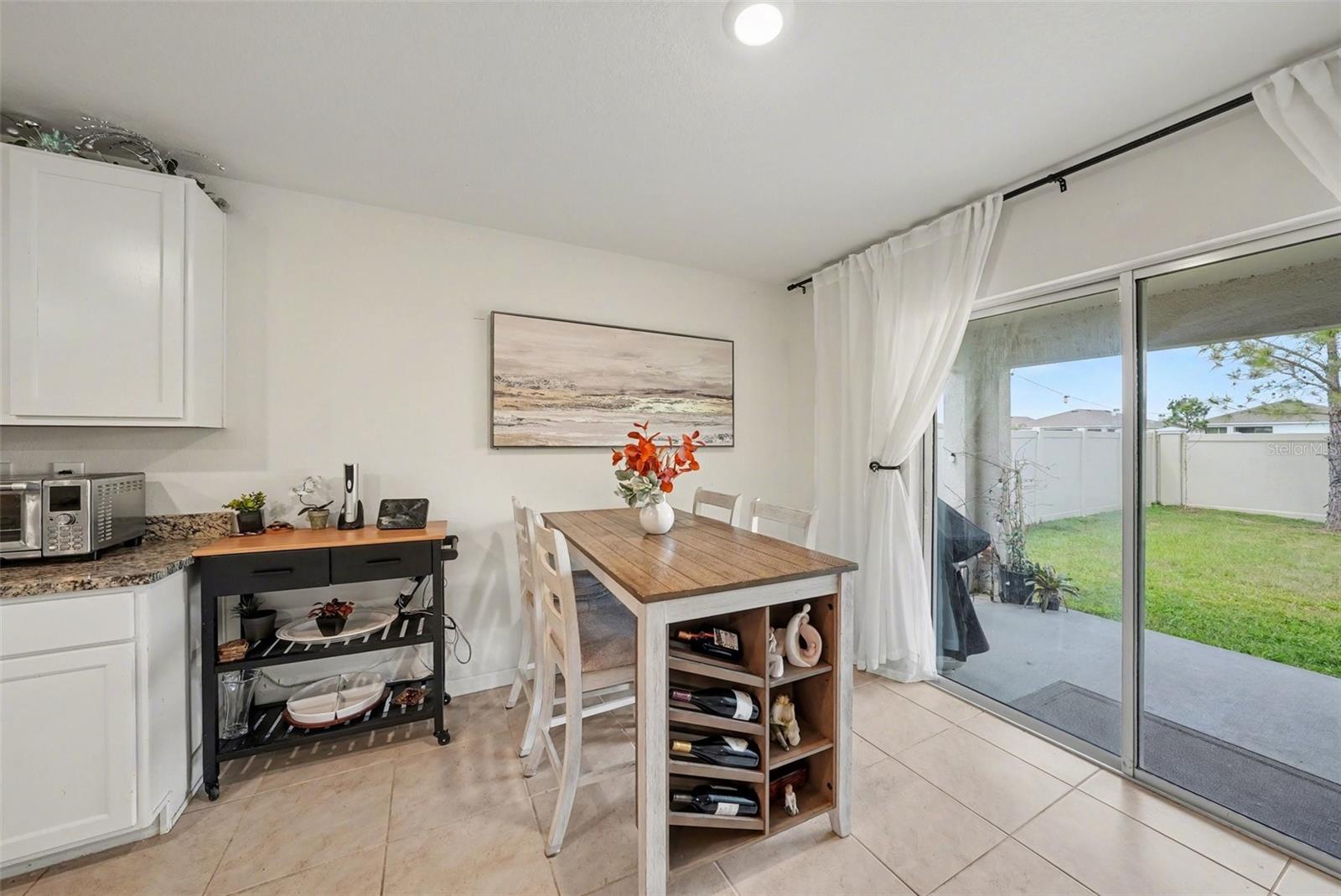 Image 17 of 33 For 7980 Broad Pointe Drive