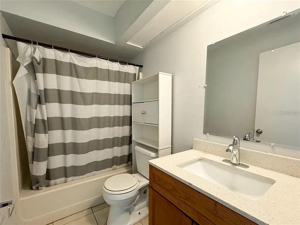 Image 14 of 14 For 944 Buccaneer Drive