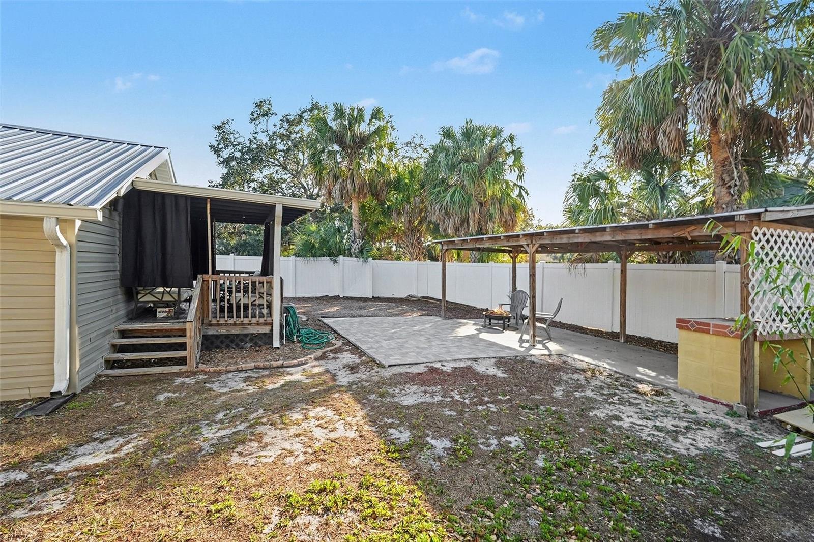 Image 22 of 26 For 6305 Macdill Avenue