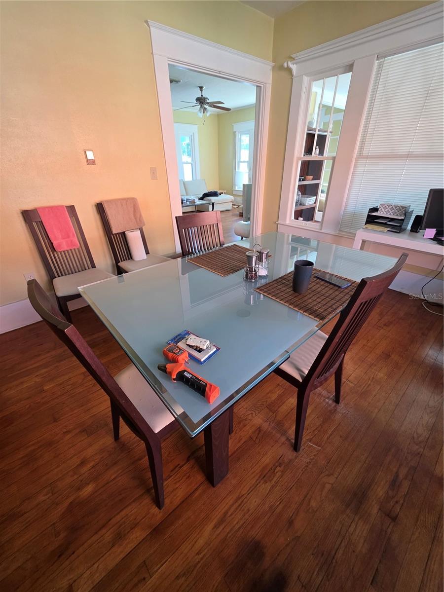 Image 10 of 25 For 1568 Drew Street