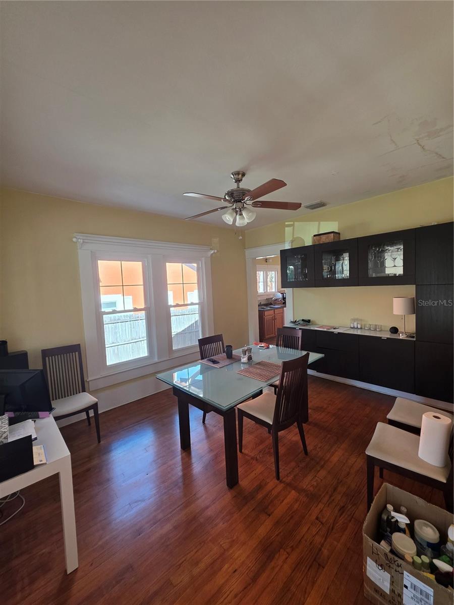 Image 11 of 25 For 1568 Drew Street