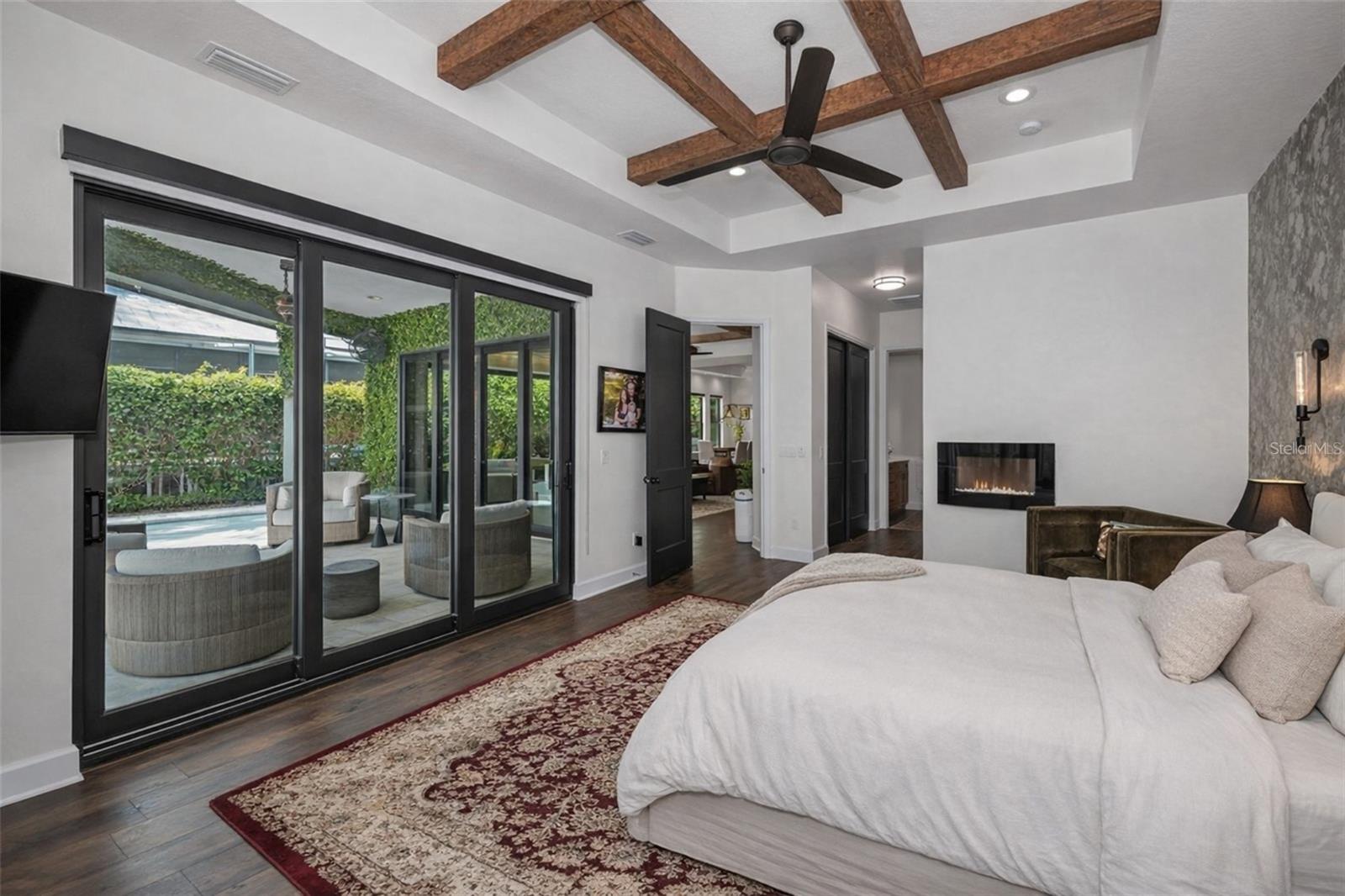 Listing photo id 19 for 404 Marshall Street