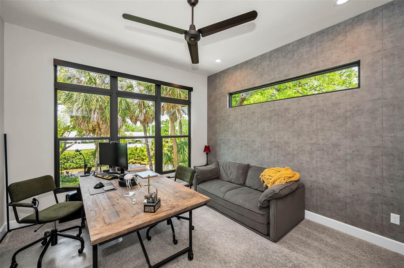 Listing photo id 36 for 404 Marshall Street