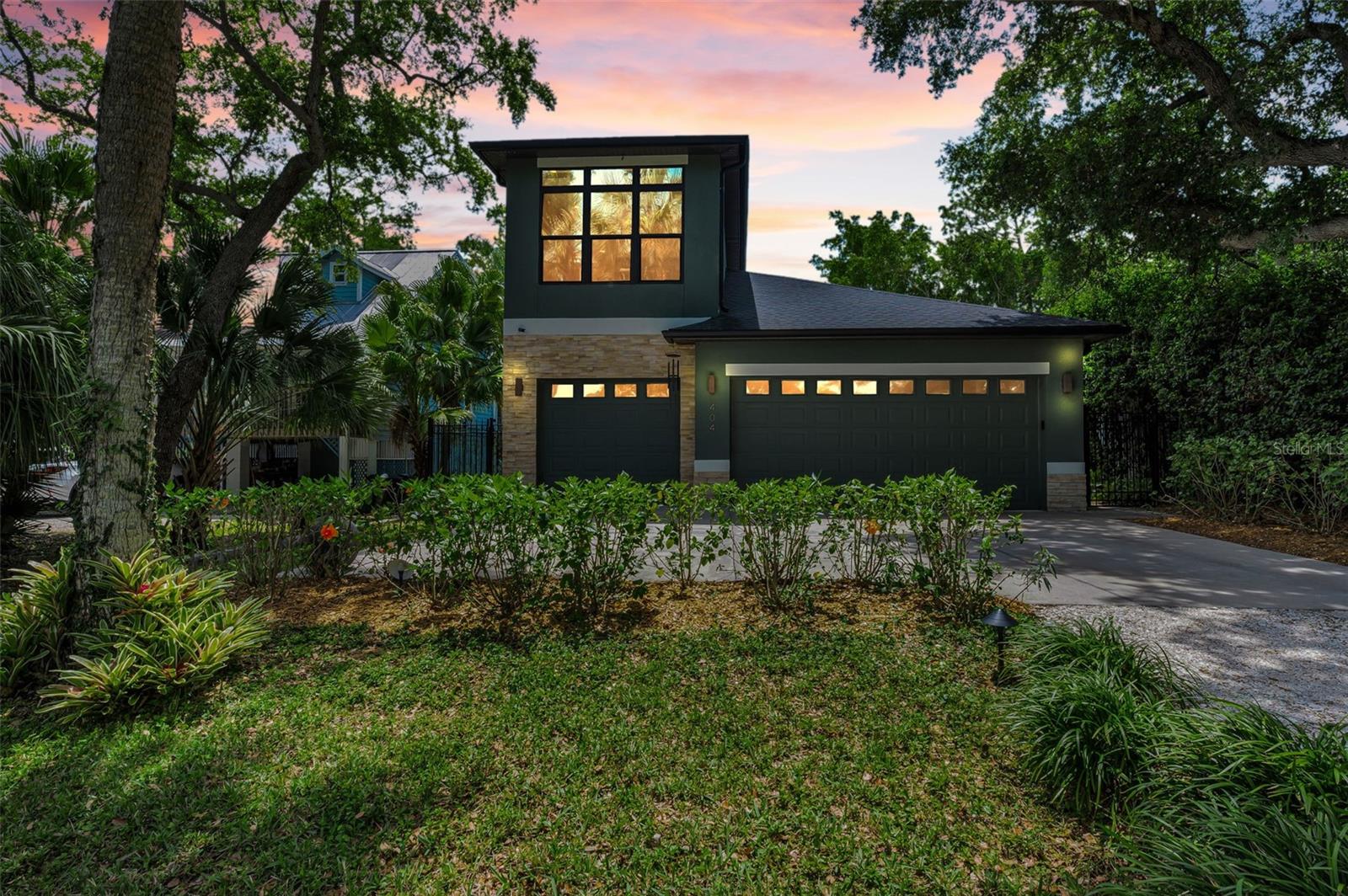 Listing photo id 50 for 404 Marshall Street