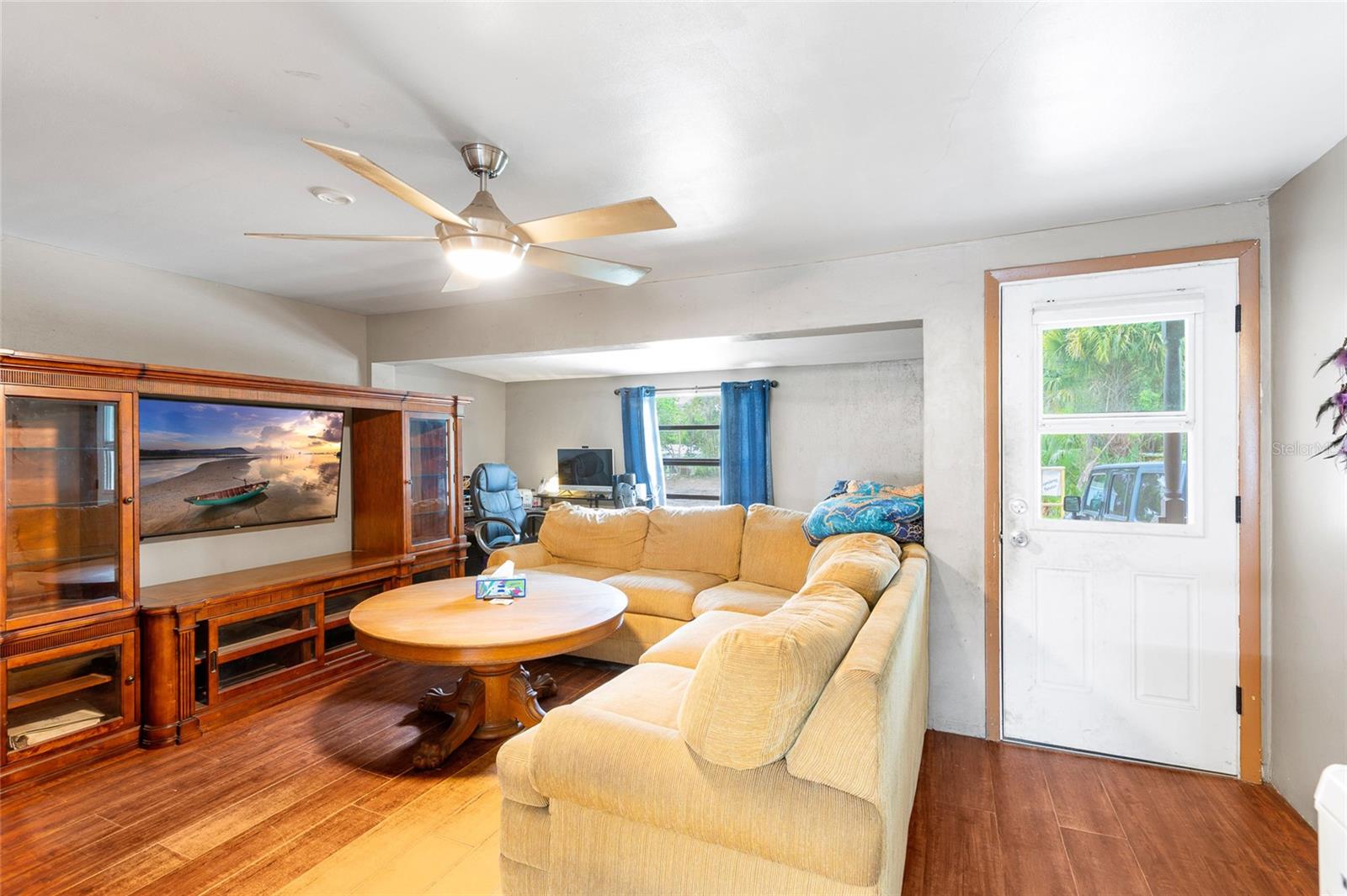 Image 5 of 24 For 4541 Winchester Terrace