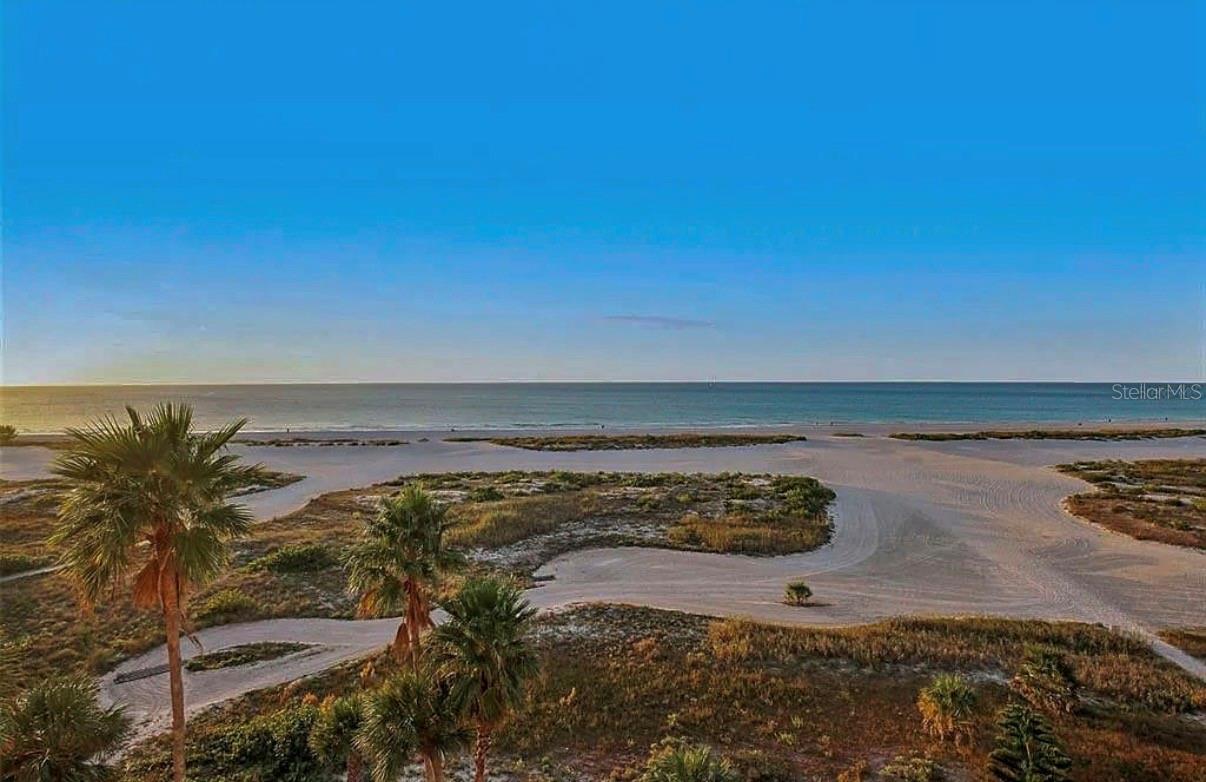 Image 14 of 15 For 1270 Gulf Boulevard 701