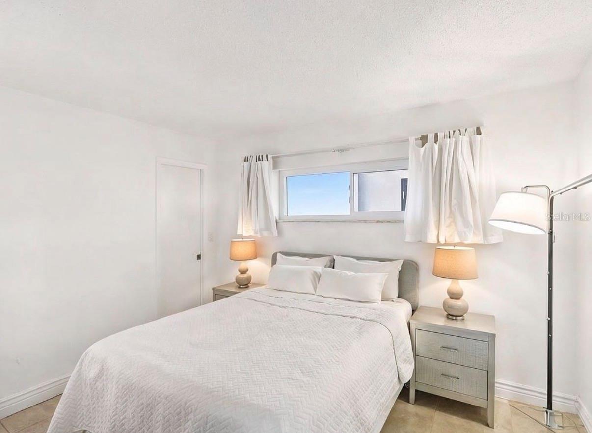 Image 9 of 15 For 1270 Gulf Boulevard 701