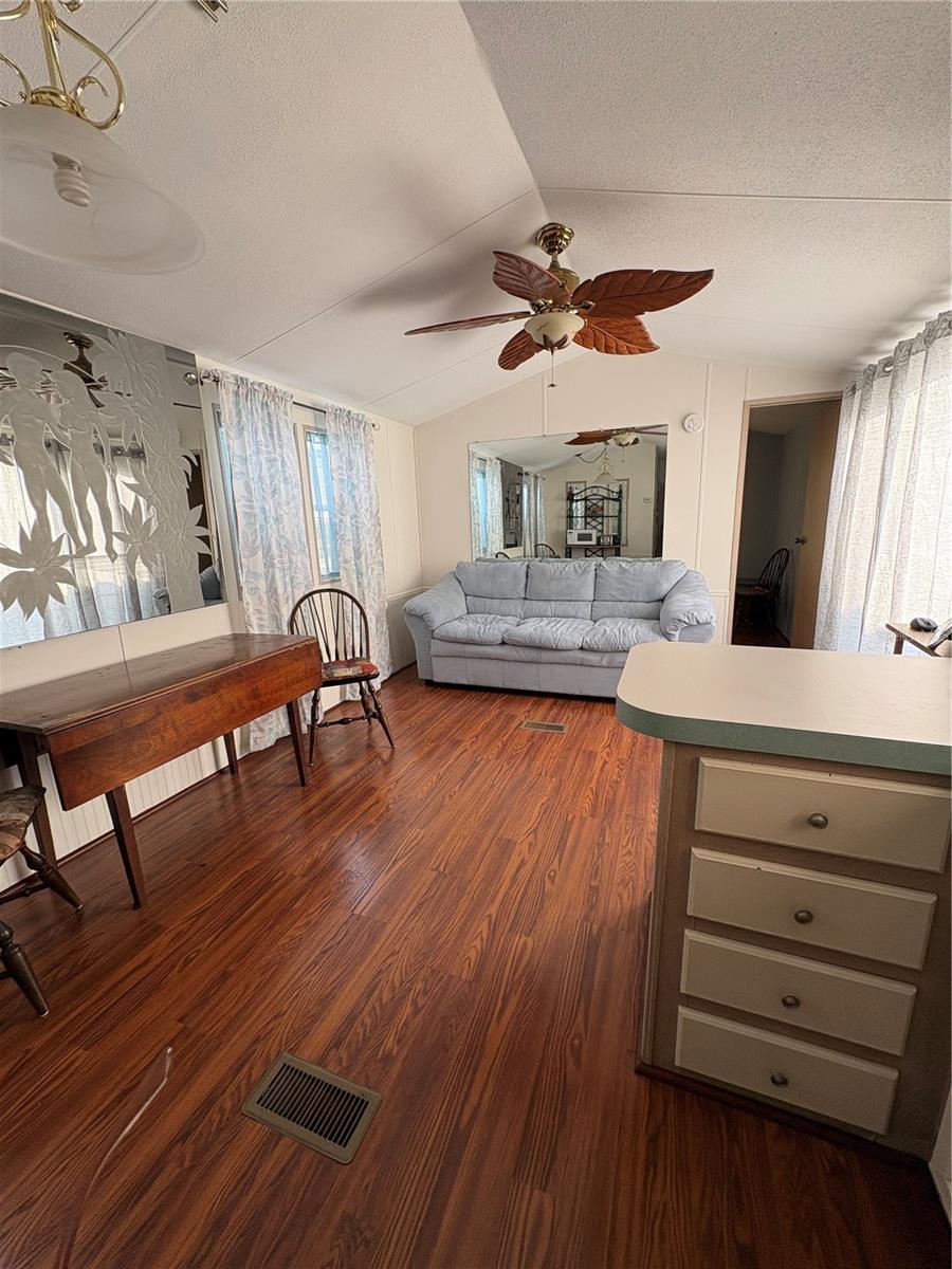 Image 12 of 12 For 21027 Lazy Days Circle