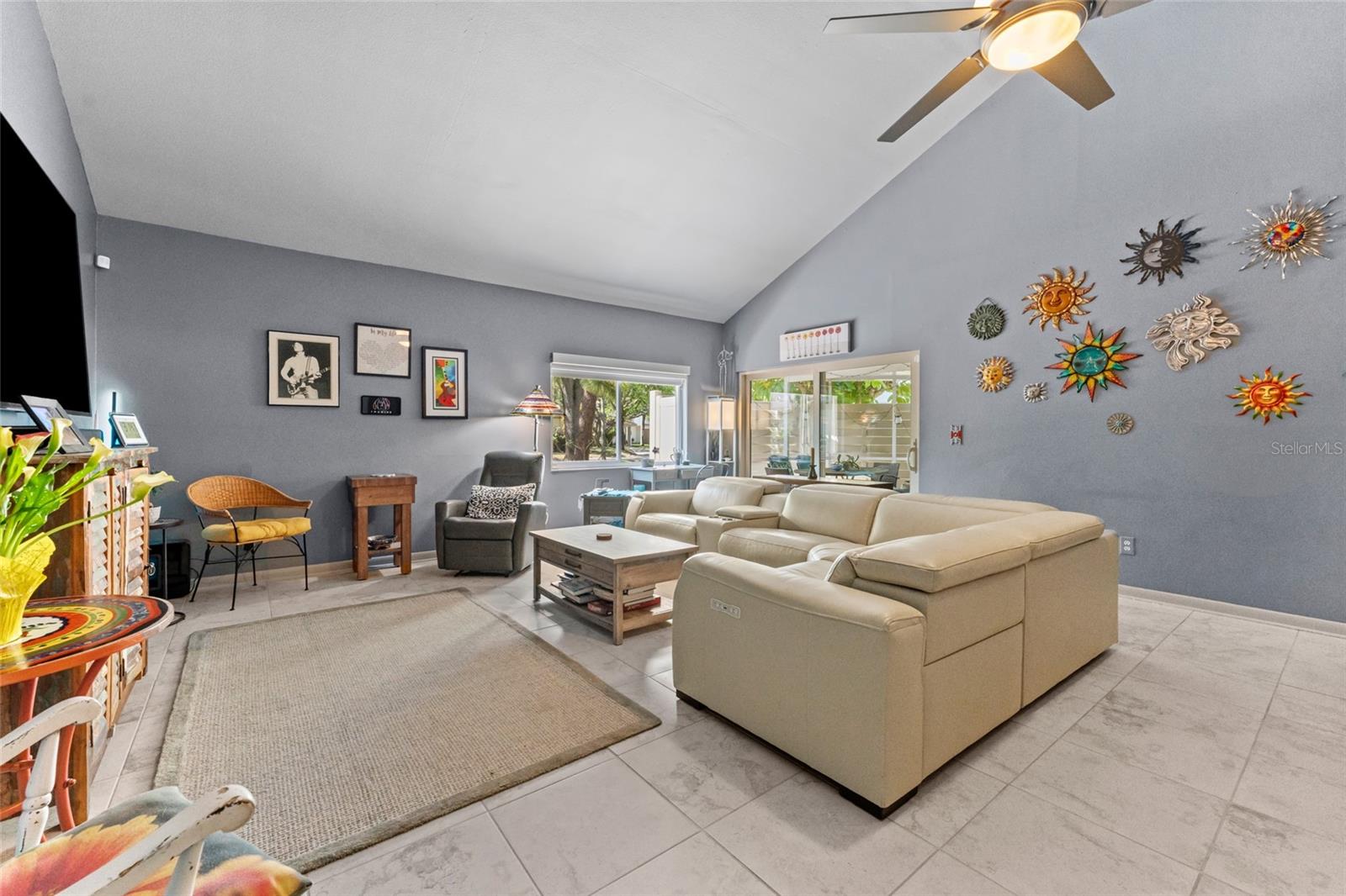 Image 11 of 39 For 2647 Cedar View Court