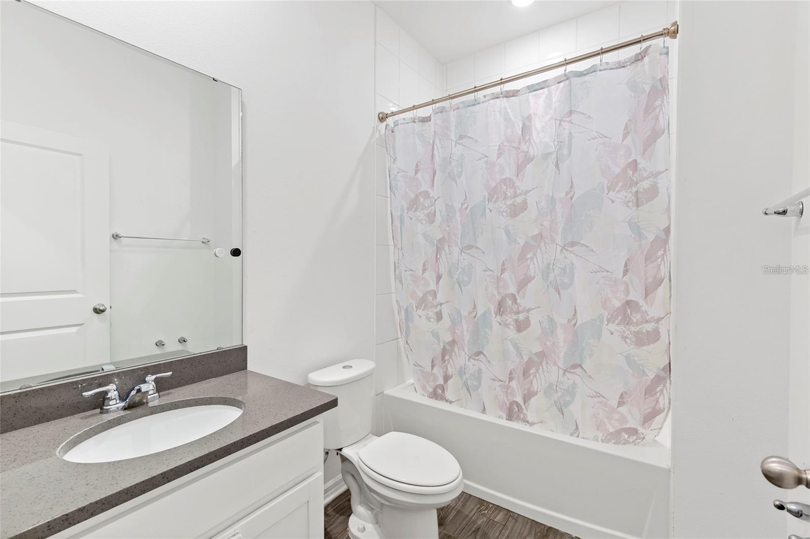 Image 10 of 29 For 5435 Los Robles Court