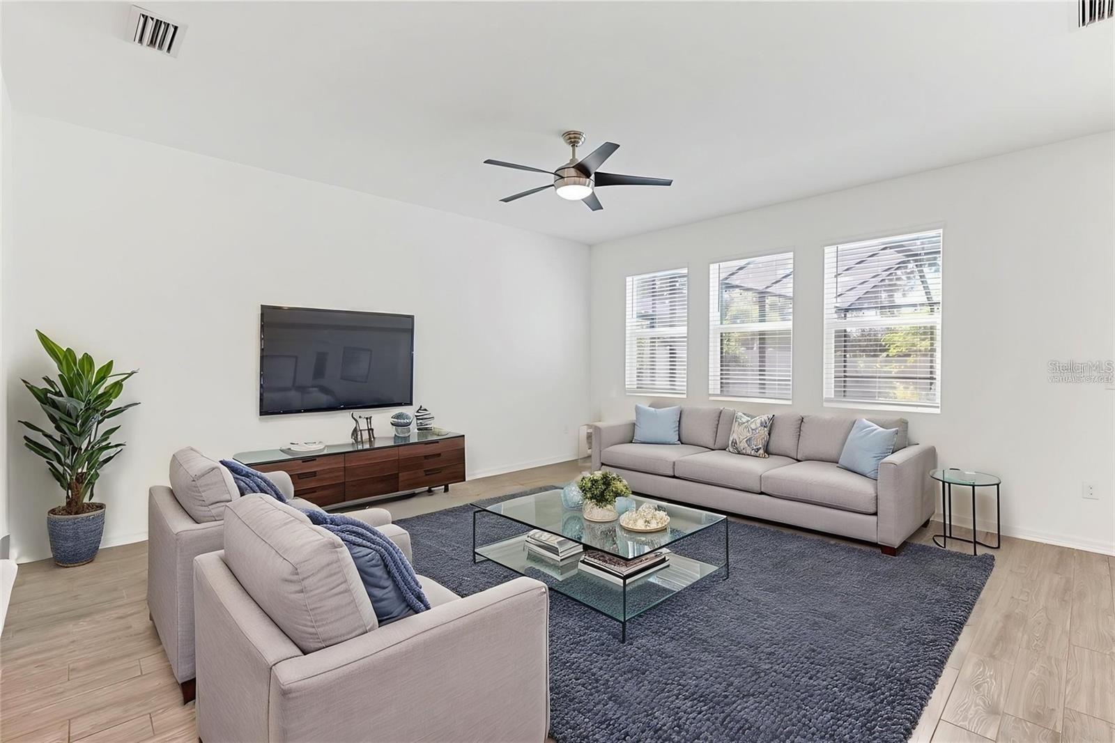 Image 8 of 29 For 5435 Los Robles Court