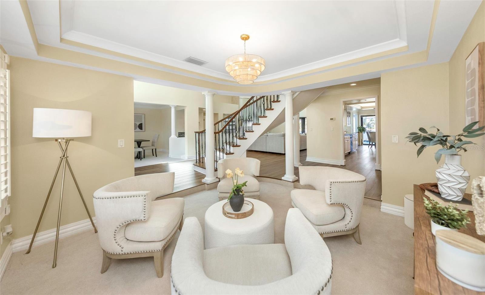 Listing photo id 2 for 9821 Bay Island Drive