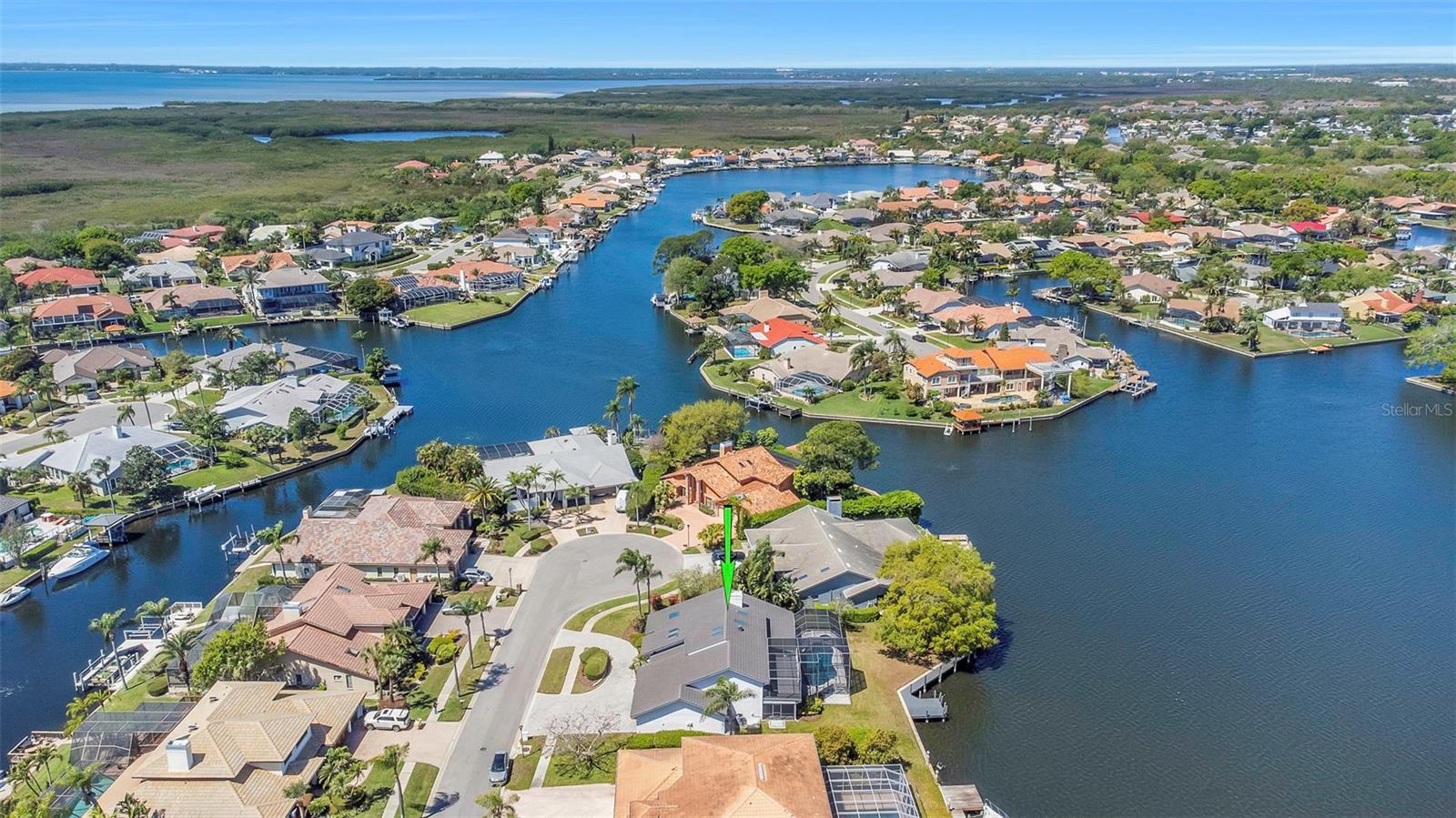 Listing photo id 39 for 9821 Bay Island Drive