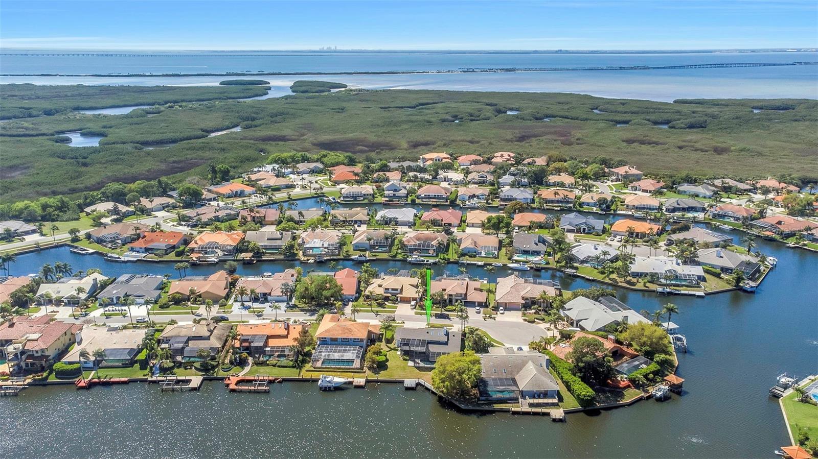 Listing photo id 41 for 9821 Bay Island Drive