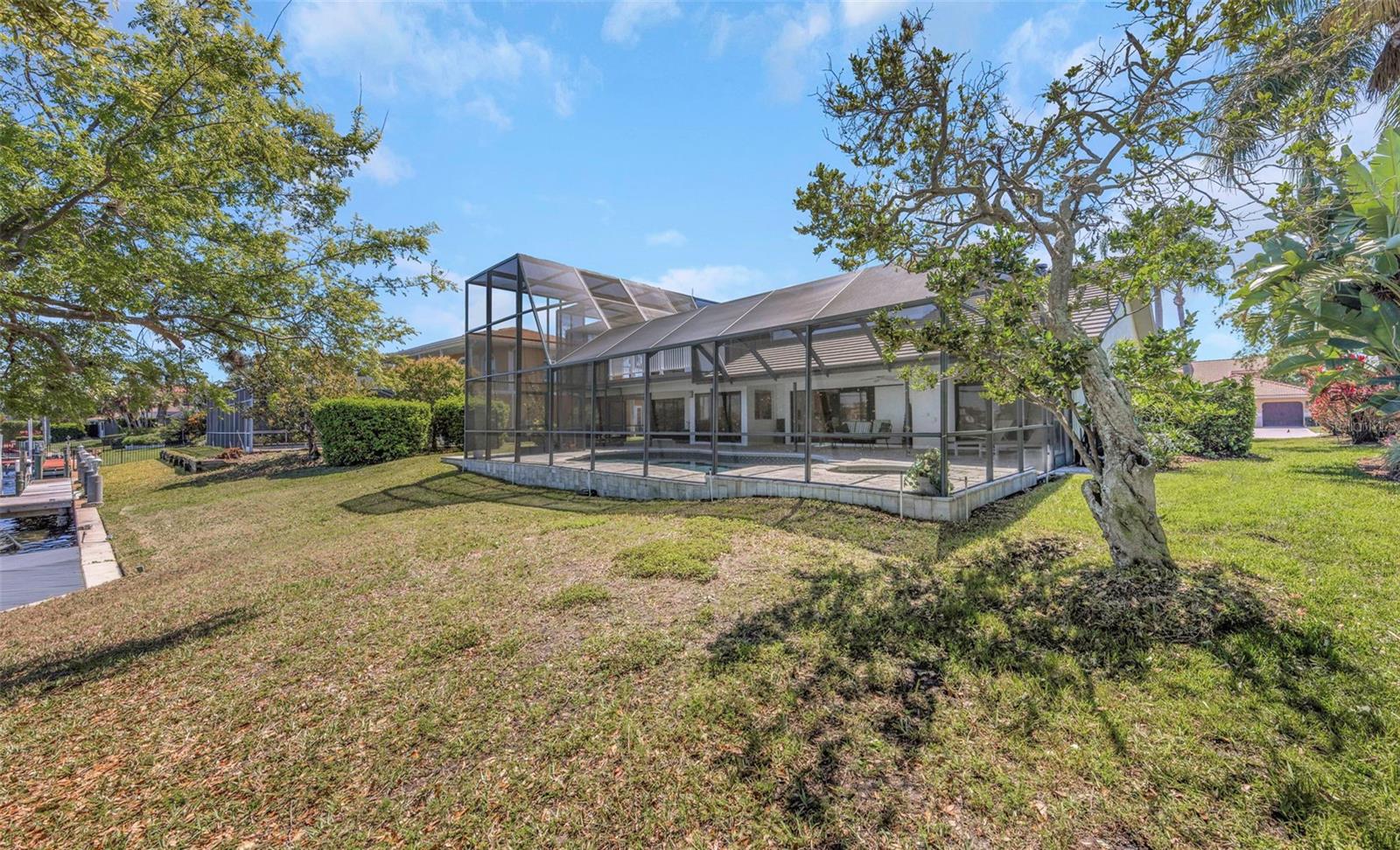 Listing photo id 50 for 9821 Bay Island Drive