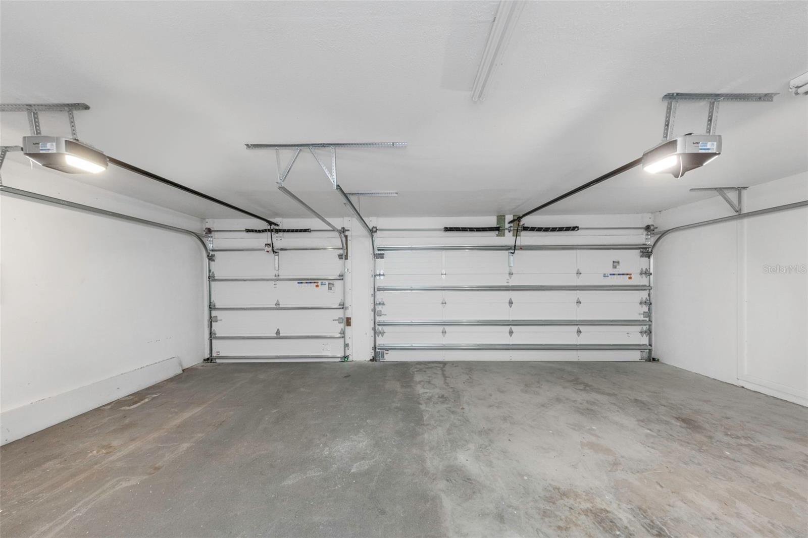 Listing photo id 53 for 9821 Bay Island Drive