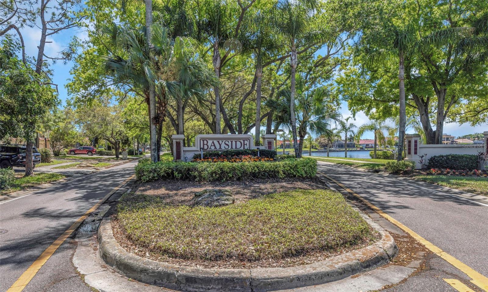 Listing photo id 54 for 9821 Bay Island Drive