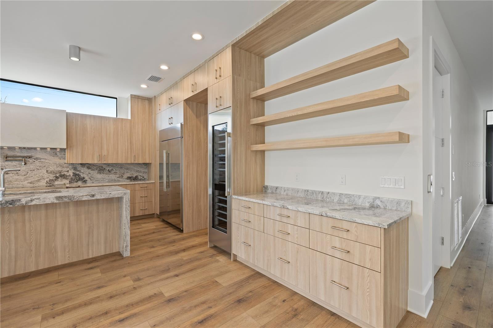 Listing photo id 15 for 7821 3rd Avenue S