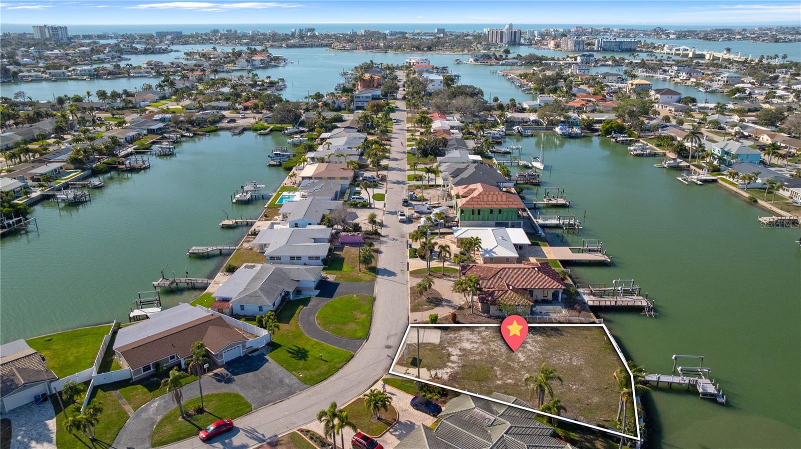 Listing photo id 5 for 7821 3rd Avenue S