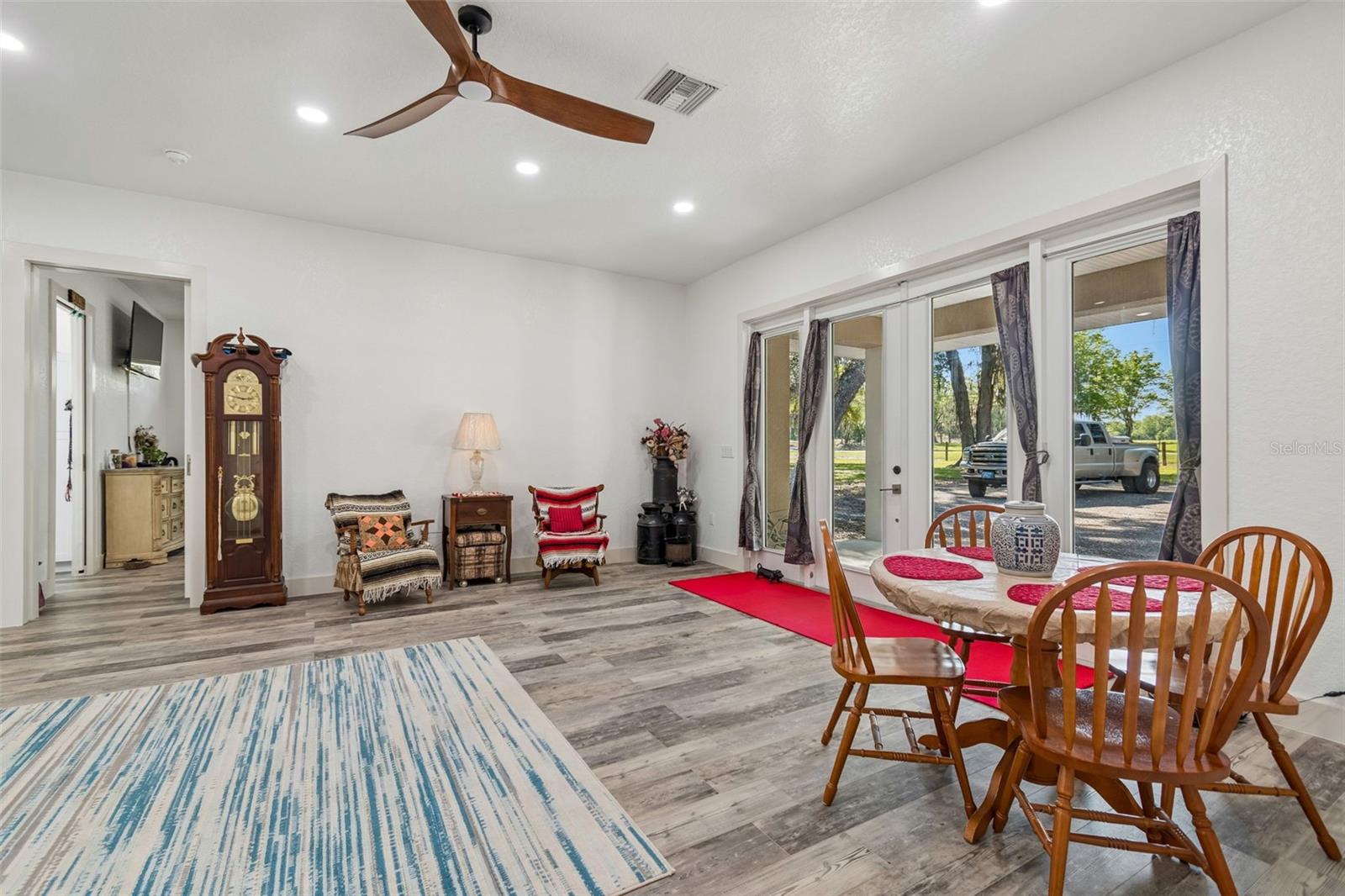 Image 13 of 100 For 4300 Cr 673  