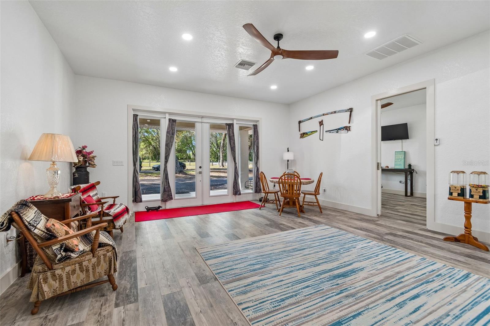 Image 14 of 100 For 4300 Cr 673  