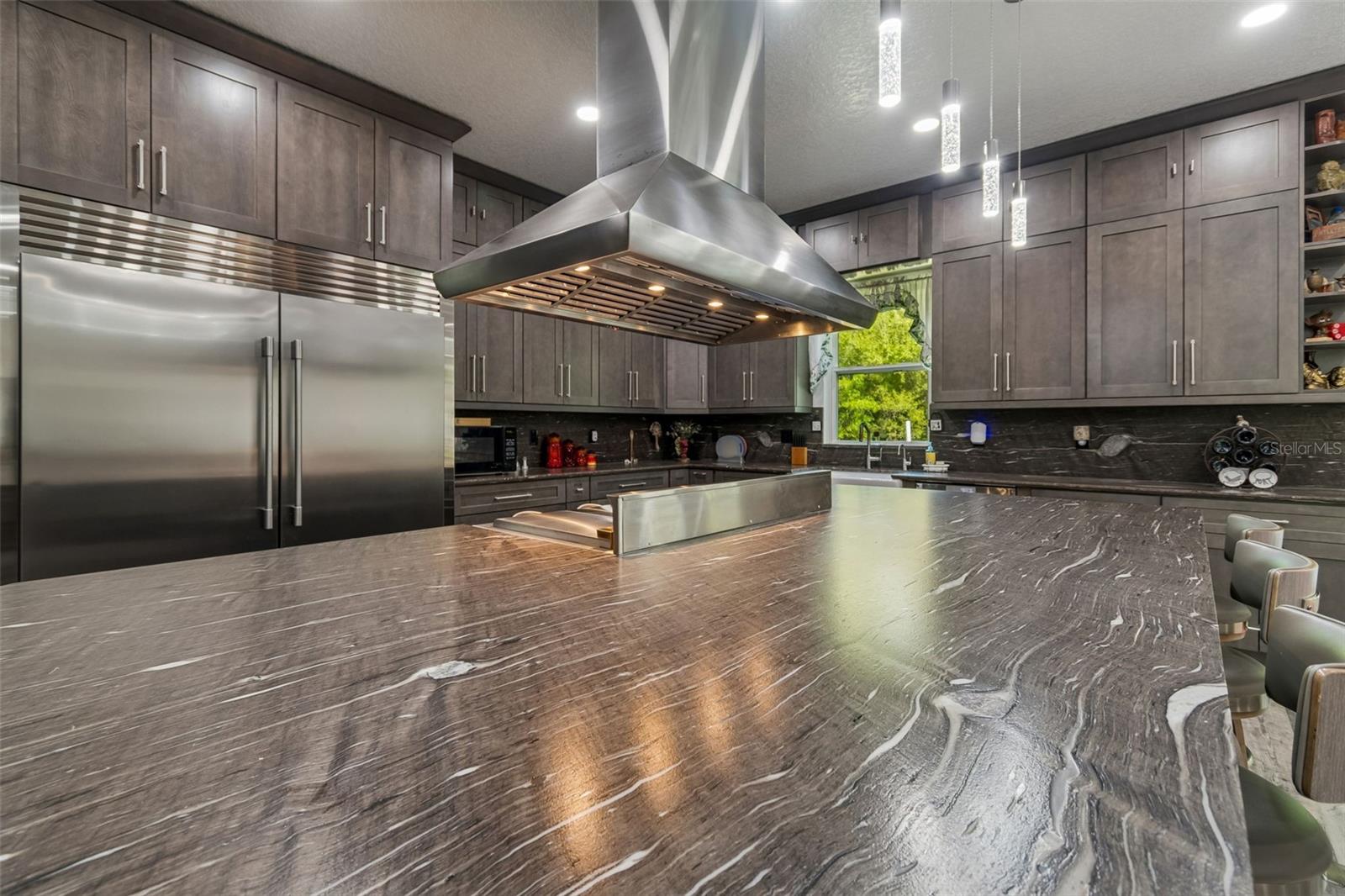 Image 28 of 100 For 4300 Cr 673  