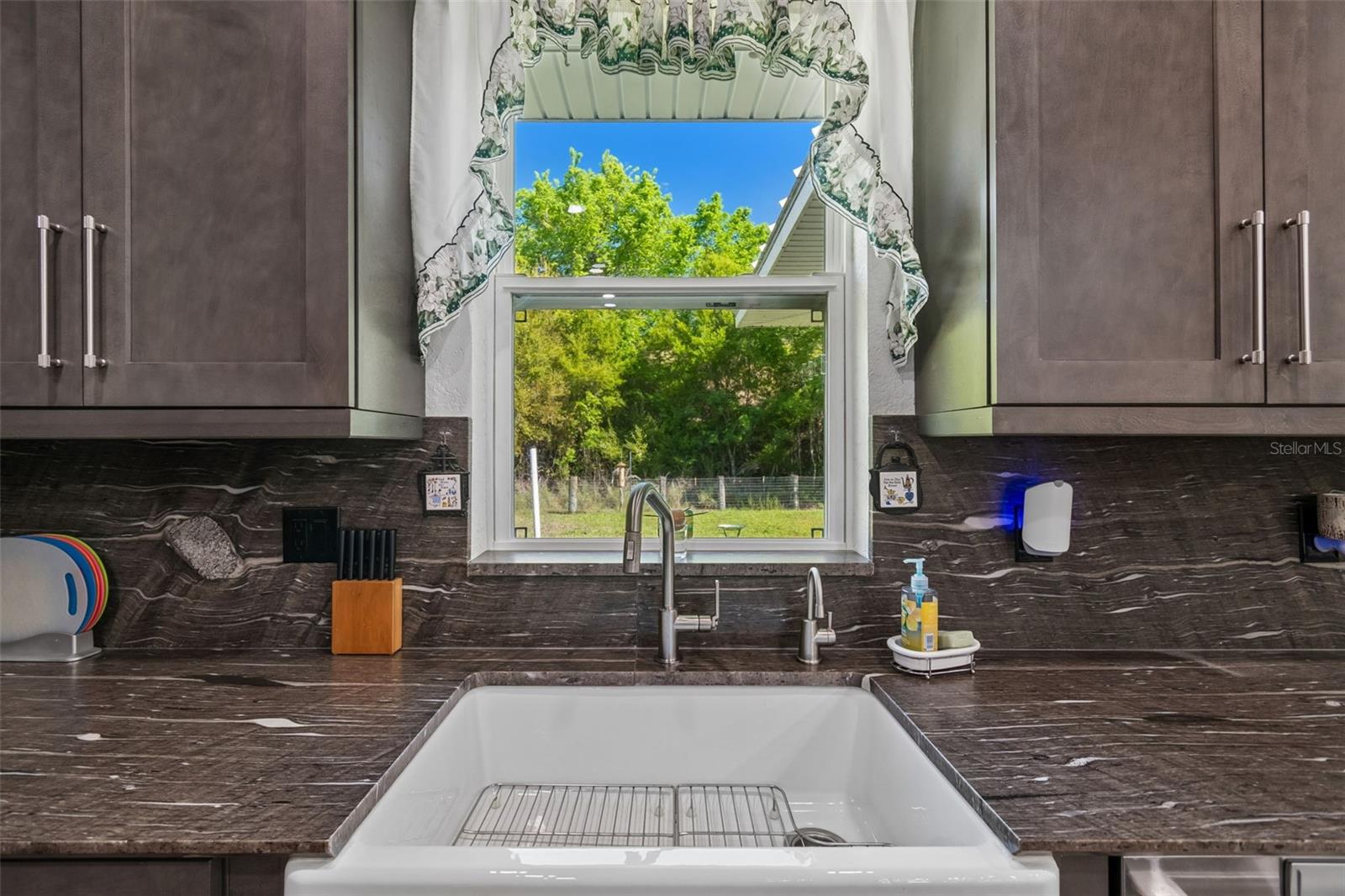 Image 35 of 100 For 4300 Cr 673  