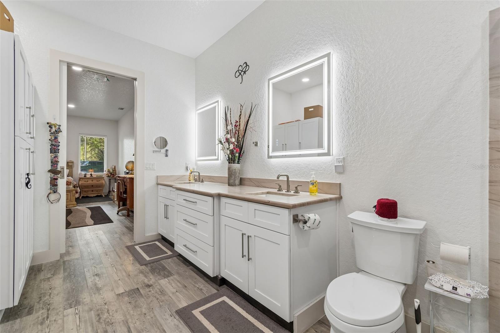 Image 50 of 100 For 4300 Cr 673  