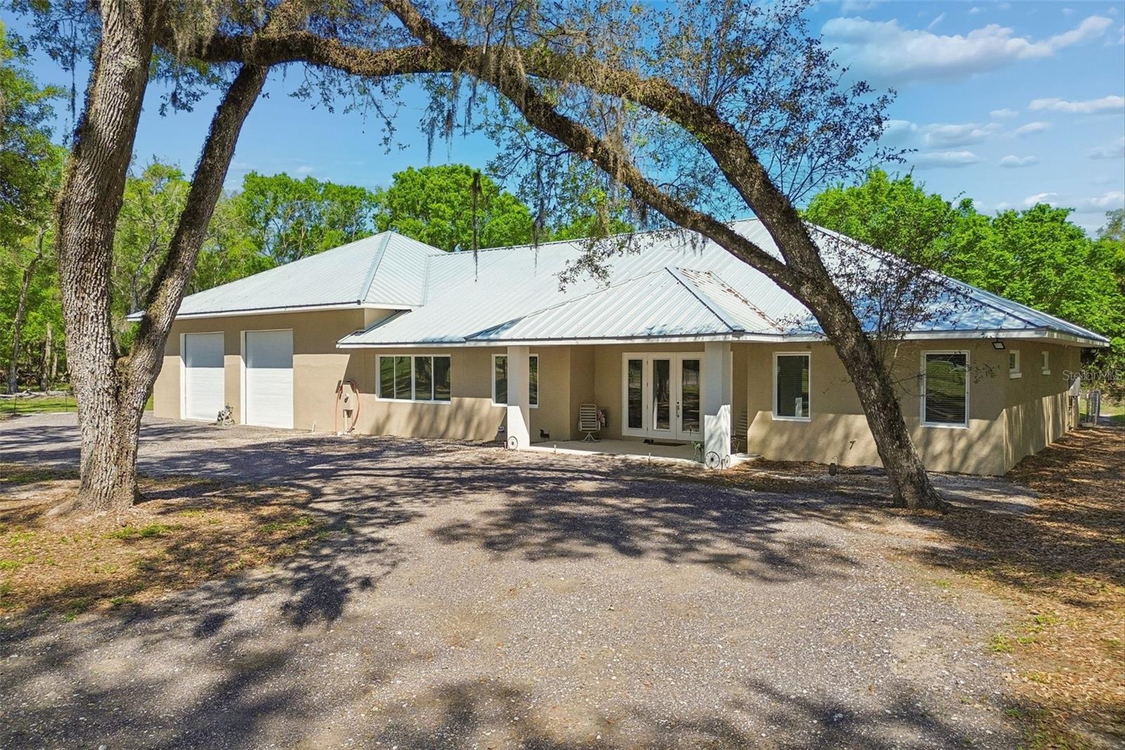 Image 86 of 100 For 4300 Cr 673  