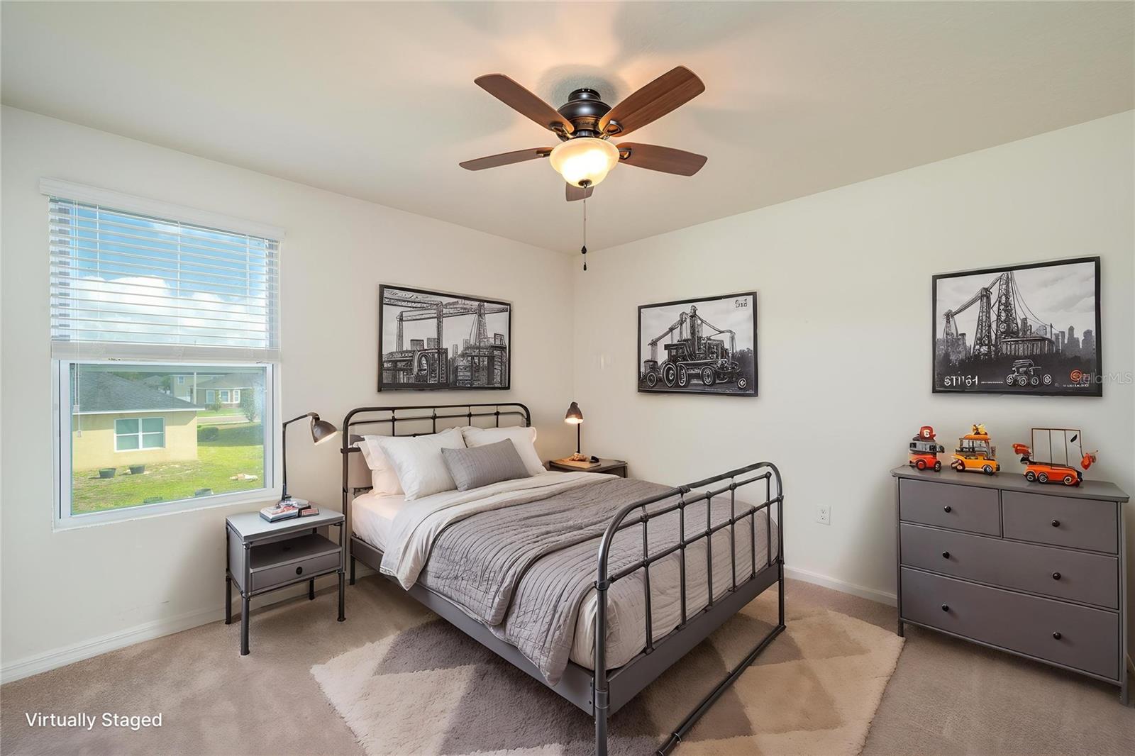 Image 21 of 30 For 6121 Forest Ridge Way