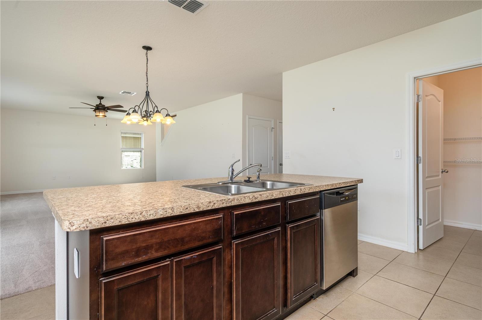 Image 6 of 30 For 6121 Forest Ridge Way