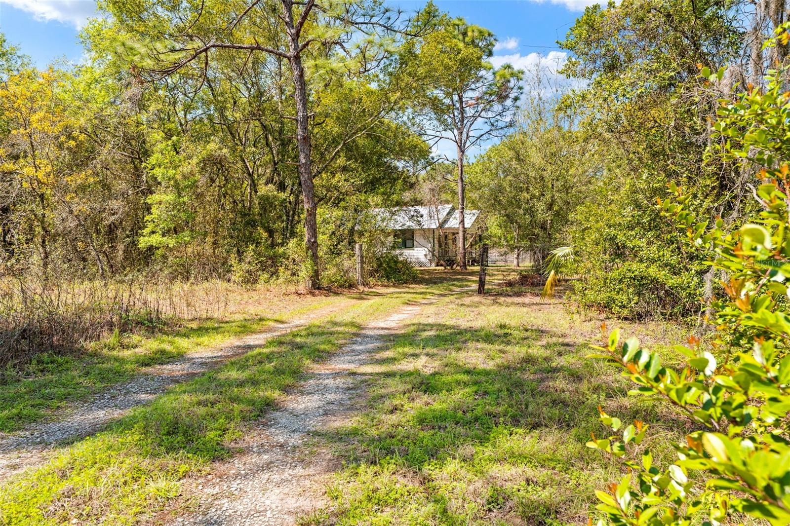 Image 33 of 49 For 11317 Salina Street