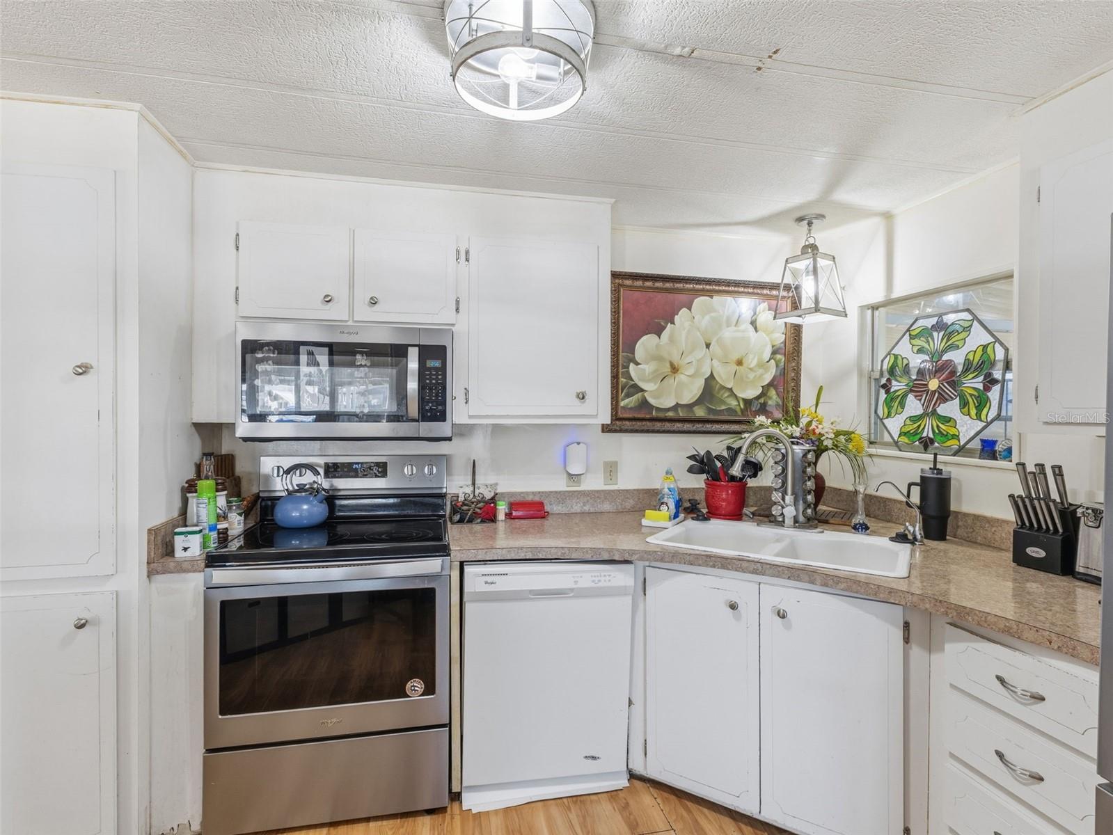 Image 12 of 31 For 7402 Cascade Drive