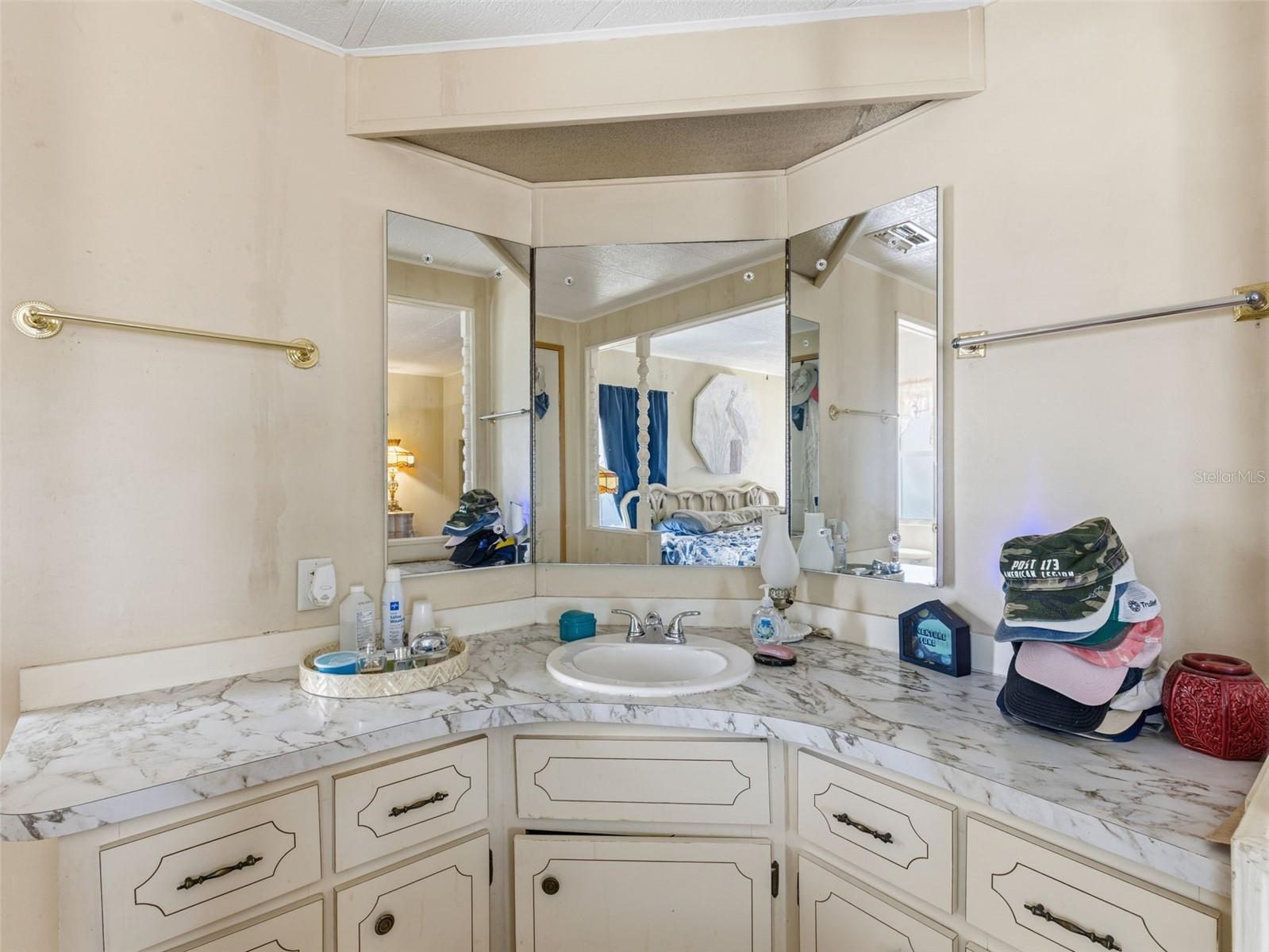 Image 17 of 31 For 7402 Cascade Drive