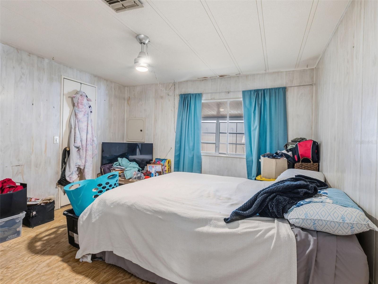 Image 19 of 31 For 7402 Cascade Drive